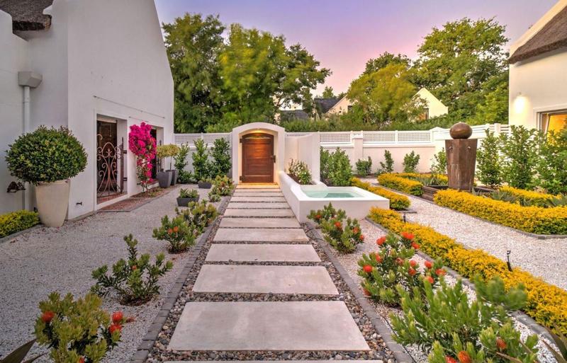 4 Bedroom Property for Sale in Stellenbosch Central Western Cape